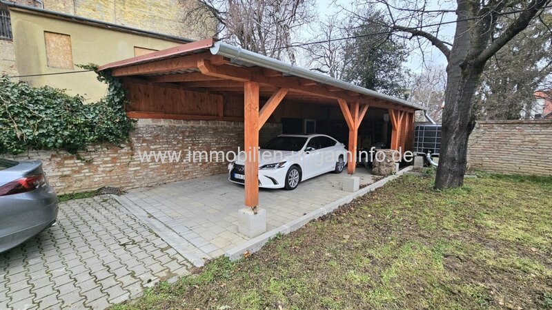 Modernes Einfamilienhaus mit 3 separaten Wohnungen im Herzen von Nagykanizsa zu verkaufen