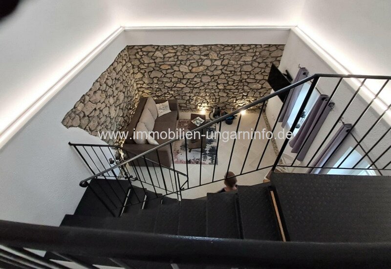 Authentische Familienhäuser (3 in einem) am Nordufer des Plattensees