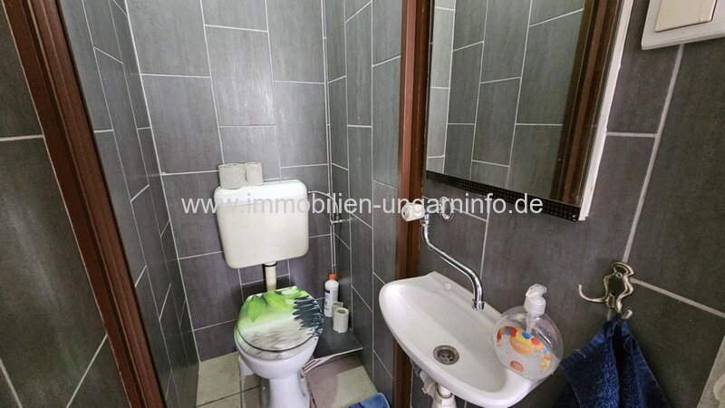 Einfamilienhaus in einer Kleinstadt am Plattensee