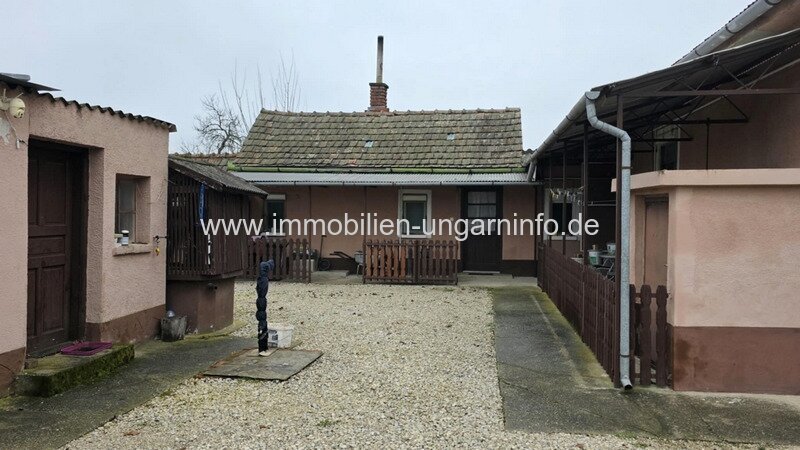 Einfamilienhaus mit separater Apartement zu verkaufen im Kreis Zala