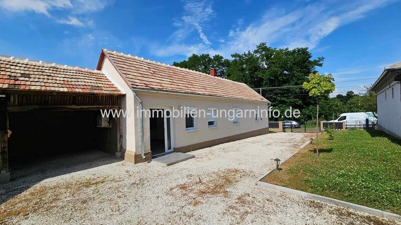 Sofort bezugsfertig, renoviertes Einfamilienhaus 18 km vom Plattensee entfernt