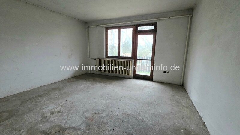 Zweistöckiges Mehrfamilienhaus in Mesztegnyő zu verkaufen