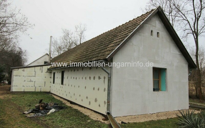 Reiterhof mit Wohnhaus zu verkaufen in Balatonberény