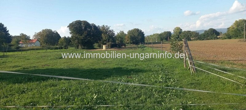 Reiterhof mit Wohnhaus zu verkaufen in Balatonberény