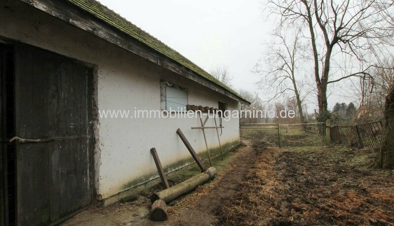 Reiterhof mit Wohnhaus zu verkaufen in Balatonberény