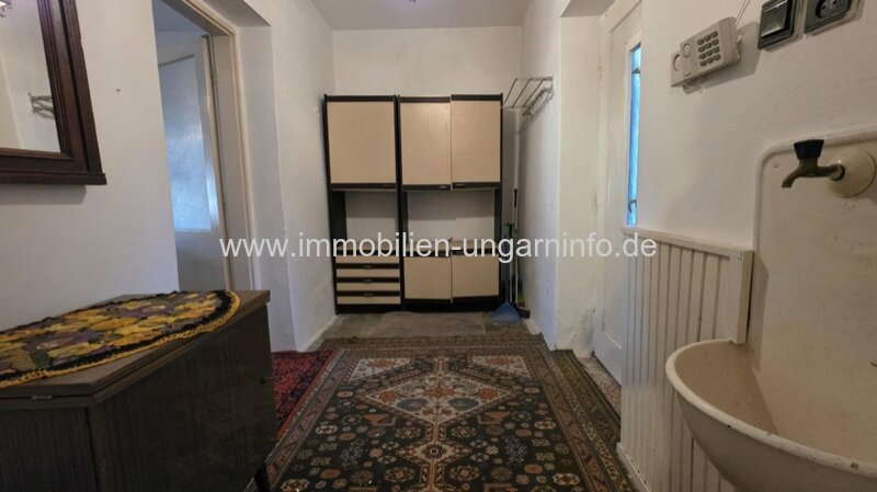 Bürgerliches Anwesen in Nagyszakácsi (Komitat Somogy) mit 0,7 Hektar altem Baumbestand