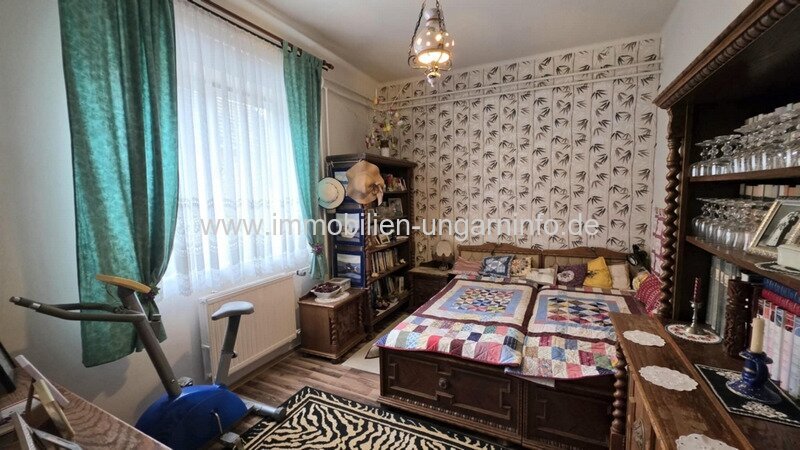 6-Zimmer-Einfamilienhaus in Kéthely, 6 km vom Plattensee entfernt