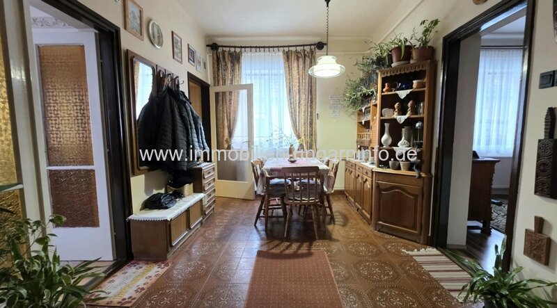 6-Zimmer-Einfamilienhaus in Kéthely, 6 km vom Plattensee entfernt