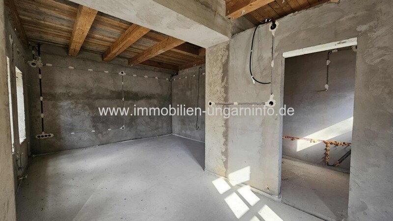 Familienhaus im Umbau mit 1 Hektar Grundstück im Komitat Somogy