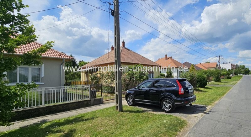 Einfamilienhaus 12 km vom Plattensee