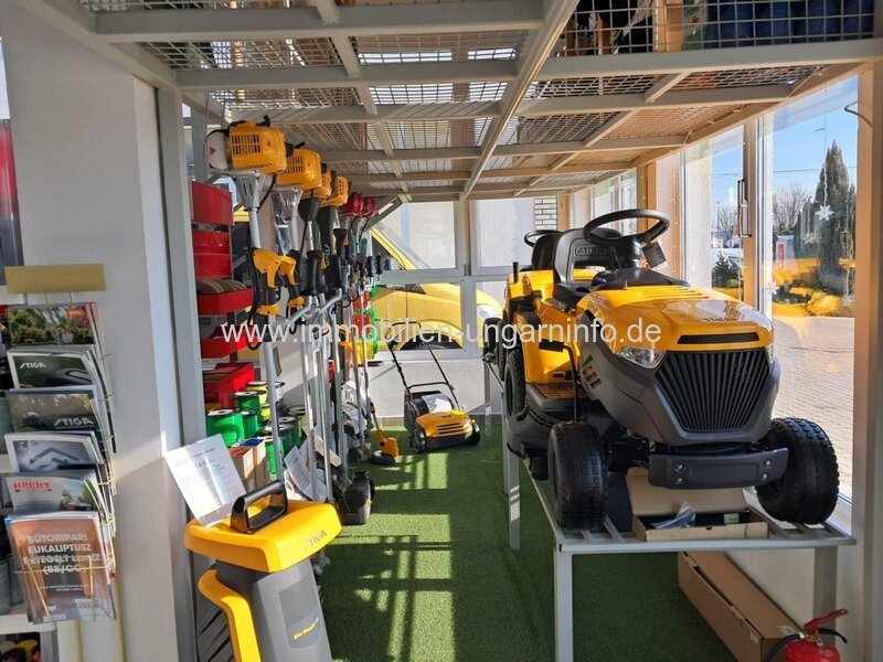 Geschäftsräume und Wohnung in einem zu verkaufen