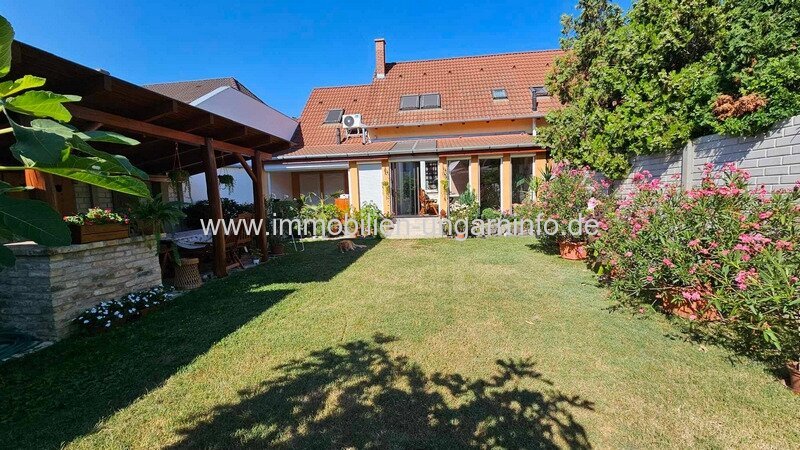 Neuwertiges massive Einfamilienhaus, 12 km vom Plattensee entfernt in Marcali