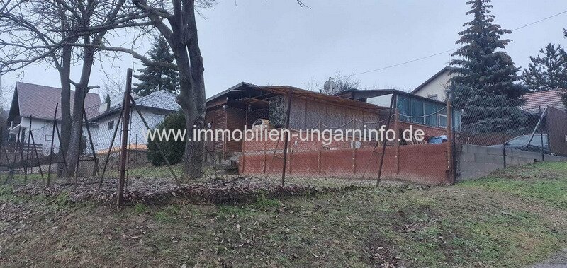 Ferienhaus in Fonyód mit 2 Apartments zu verkaufen (ideal für vermietung)