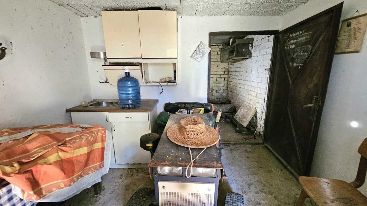 2 Keller/Wochenendhaus mit großem Grundstück in den Weinbergen von Marcali zu verkaufen