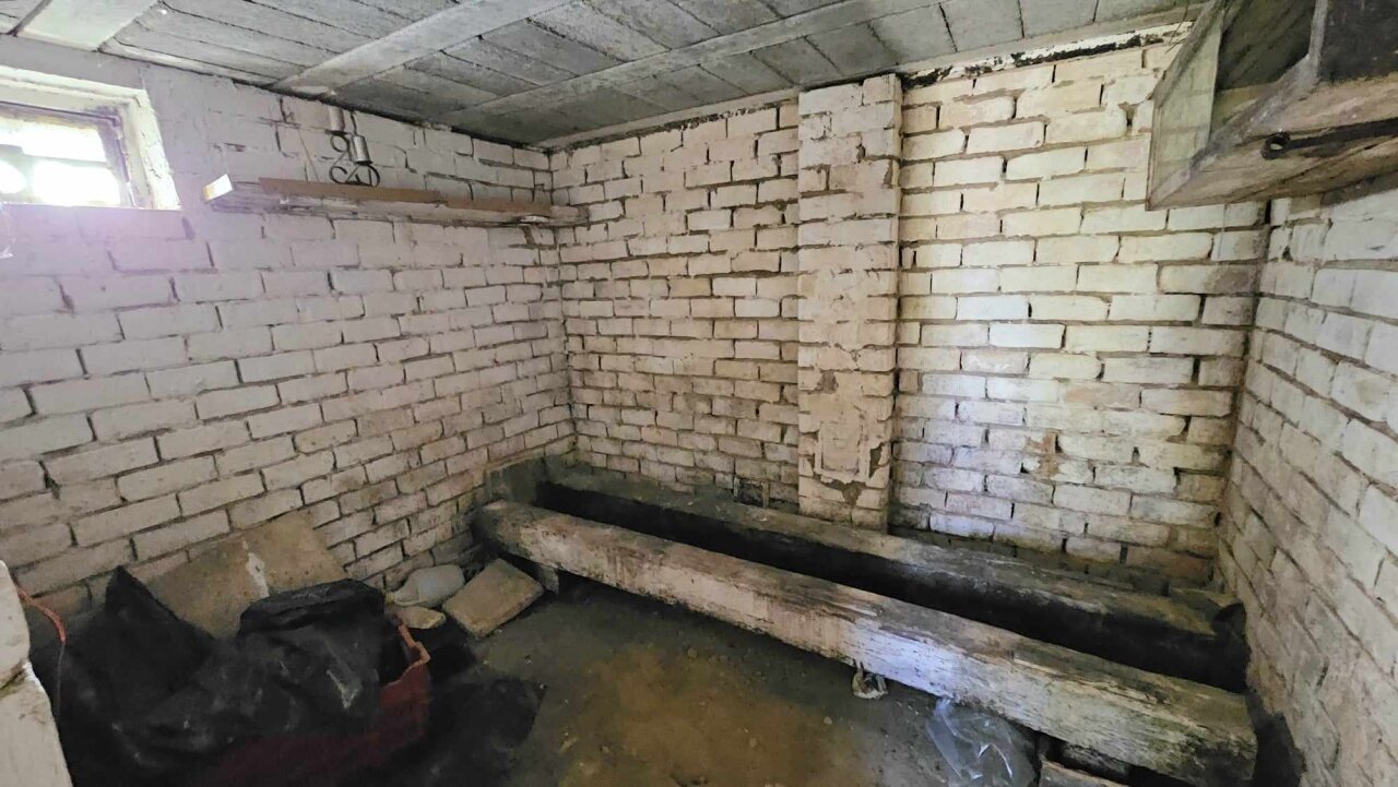 2 Keller/Wochenendhaus mit großem Grundstück in den Weinbergen von Marcali zu verkaufen