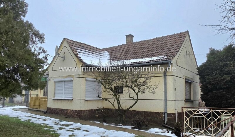 Einfamilienhaus in Öreglak (20 km vom Balaton entfernt) zu einem guten Preis zu verkaufen