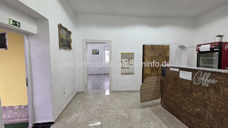 Gastronomie- und Wohngebäude zu verkaufen