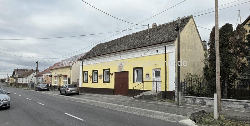 Gastronomie- und Wohngebäude zu verkaufen