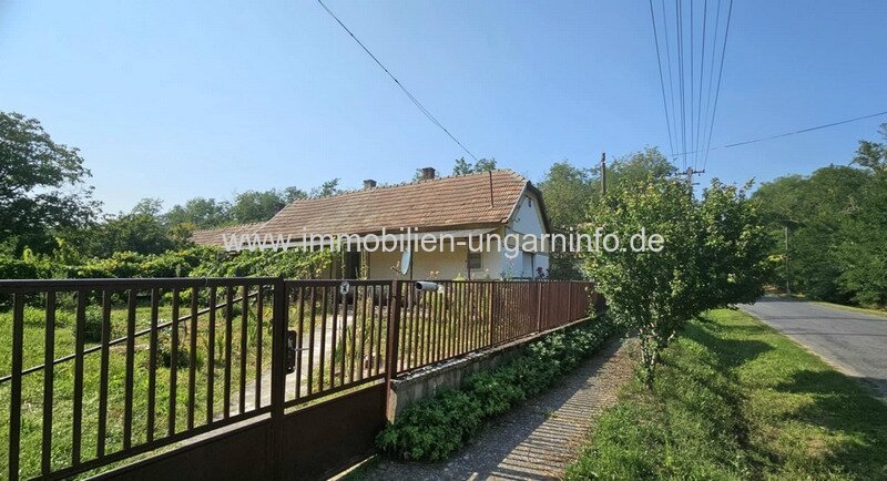 3-Zimmer-Einfamilienhaus in einem kleinen Dorf im Komitat Somogy zu verkaufen