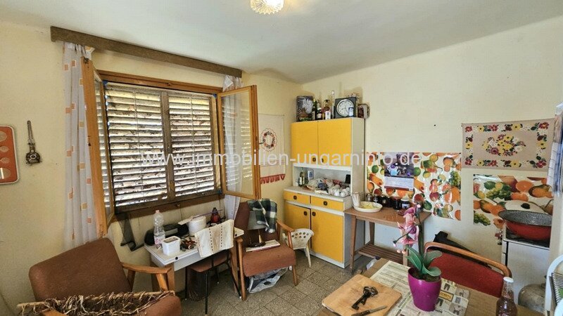 In Marcali Weinberg (Balaton 14 km) komfortables Keller/Wochenendhaus mit Nebengebäude