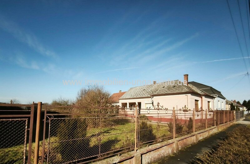 3-Zimmer-Einfamilienhaus mit 1 Hektar Grundstück in Zala Komitat zu verkaufen