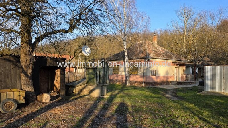 Einfamilienhaus mit Wirtschaftsgebäuden im Bezirk Marcali-Horvátkút zu verkaufen