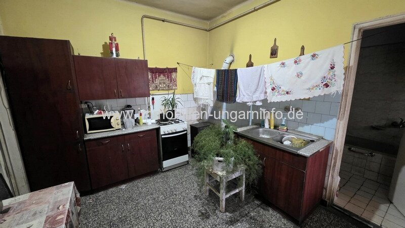 Einfamilienhaus mit Wirtschaftsgebäuden im Bezirk Marcali-Horvátkút zu verkaufen