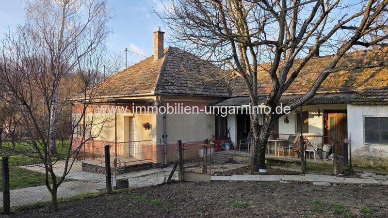 Einfamilienhaus mit Wirtschaftsgebäuden im Bezirk Marcali-Horvátkút zu verkaufen