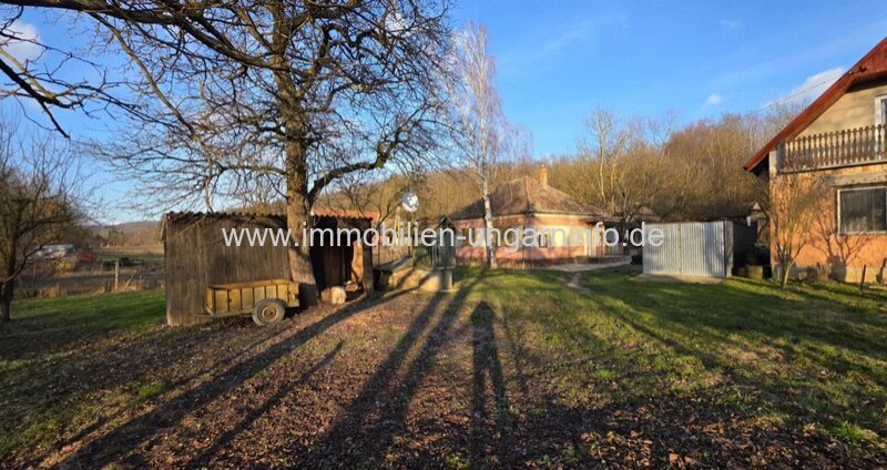 Einfamilienhaus mit Wirtschaftsgebäuden im Bezirk Marcali-Horvátkút zu verkaufen
