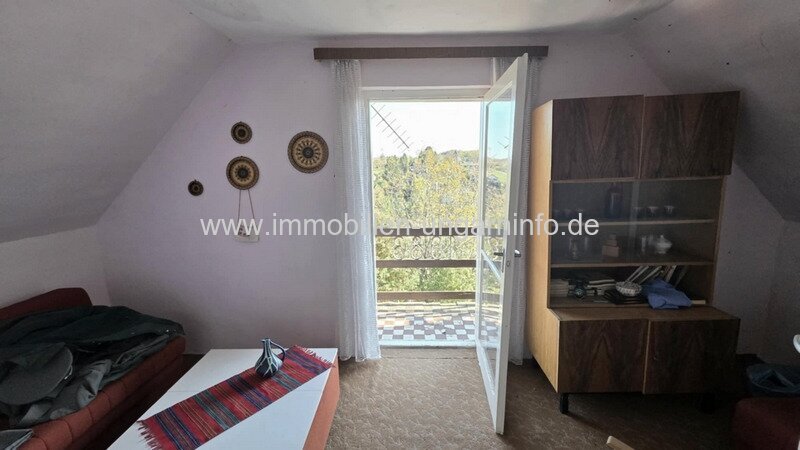 In Nagykanizsa, in der Nähe des Sees, steht ein bewohnbares Wochenendhaus mit großem Grundstück zum Verkauf