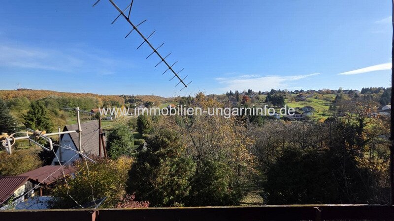 In Nagykanizsa, in der Nähe des Sees, steht ein bewohnbares Wochenendhaus mit großem Grundstück zum Verkauf