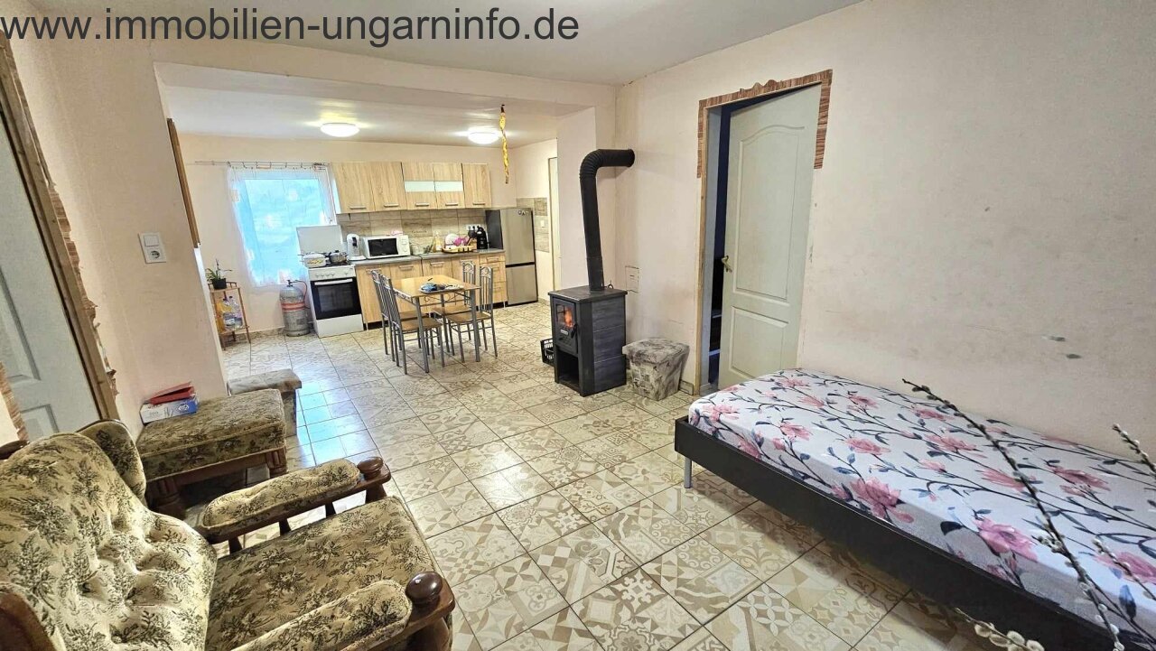 Einfamilienhaus in gutem Zustand 15 km vom Plattensee entfernt