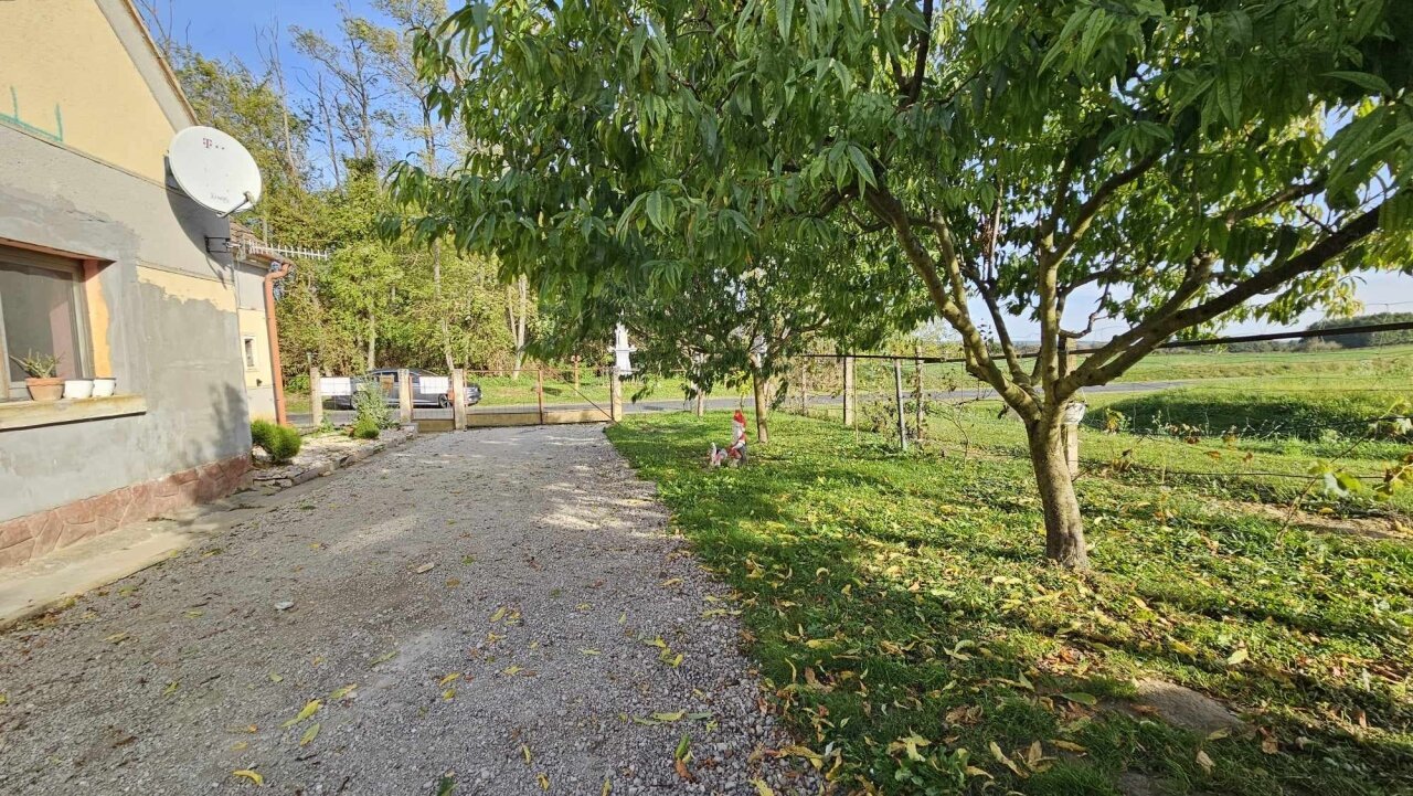 Einfamilienhaus zu verkaufen in einem kleinen Dorf 10 km vom Plattensee entfernt