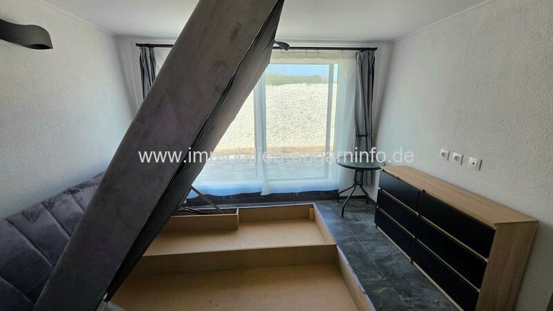 Einzigartiges, neuartiges Erdhaus und Ferienhaus in grüner Umgebung, 10 km vom Plattensee entfernt