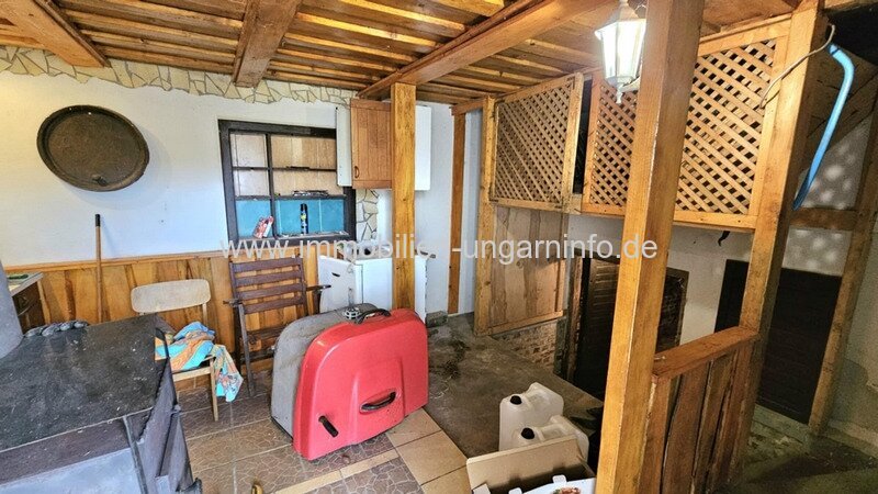 Keller/Wochenendhaus mit Panoramagrundstück im Weinberg Kéthely zu verkaufen
