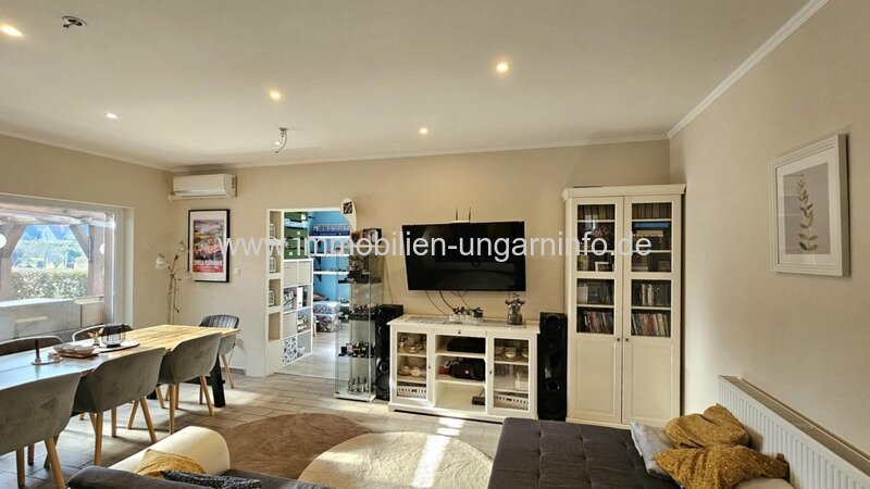 Modernes Niedrigenergie-Familienhaus in Balatonkeresztúr zu verkaufen