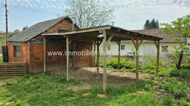 Einfamilienhaus mit großem Grundstück in einem ruhigen, abgelegenen Dorf im Komitat Zala zu verkaufen