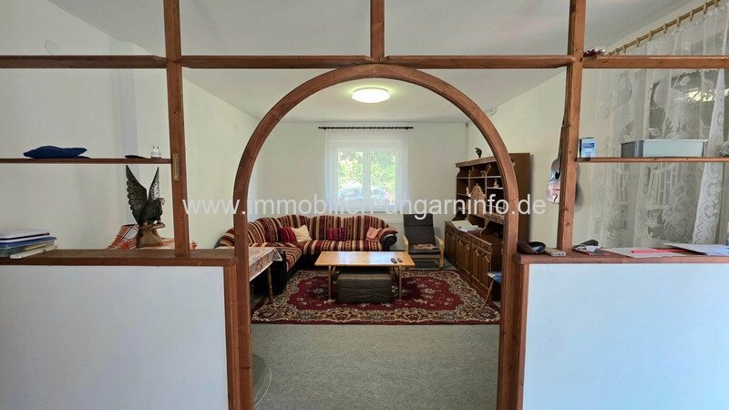 Einfamilienhaus mit ausgebautem Dachgeschoss in Kéthely zu verkaufen (6 km vom Balaton entfernt)