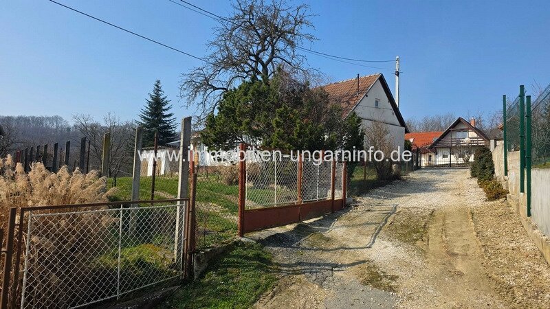 Einfamilienhaus in Zalaszabar mit großem Grundstück