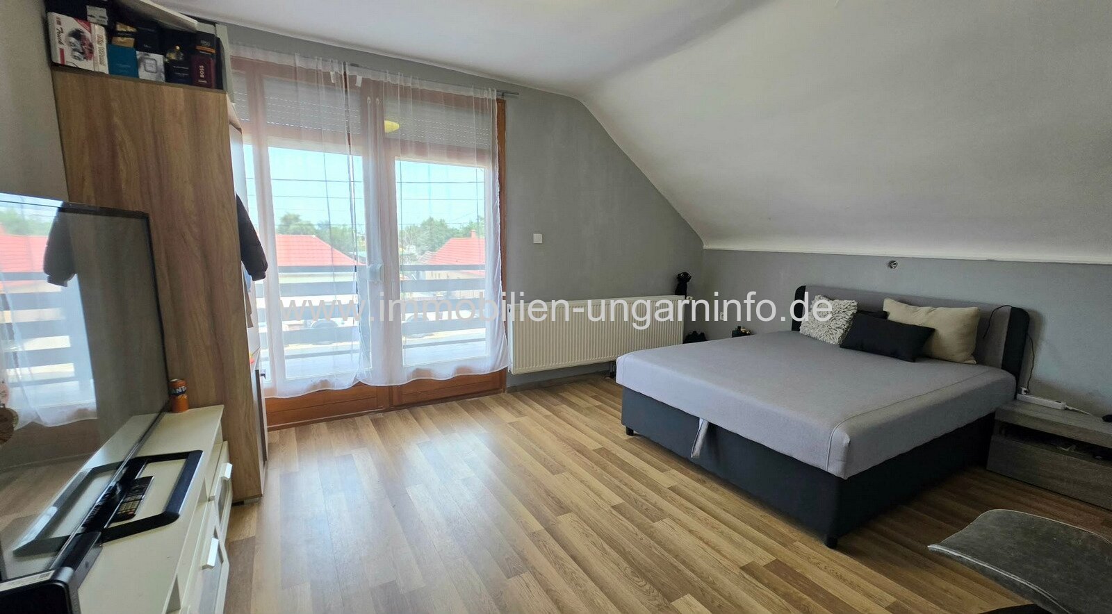 In Marcali steht ein renoviertes Einfamilienhaus mit ausgebautem Dachgeschoss zum Verkauf