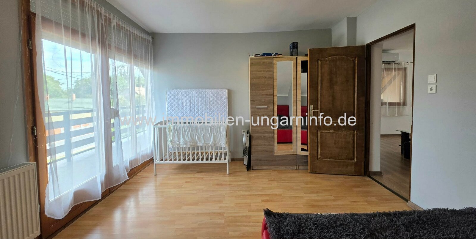 In Marcali steht ein renoviertes Einfamilienhaus mit ausgebautem Dachgeschoss zum Verkauf