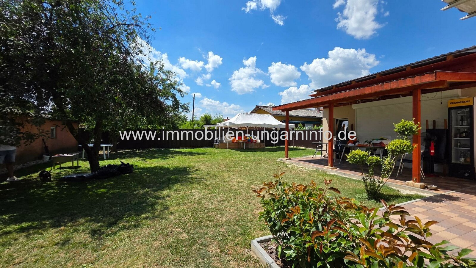 In Marcali steht ein renoviertes Einfamilienhaus mit ausgebautem Dachgeschoss zum Verkauf