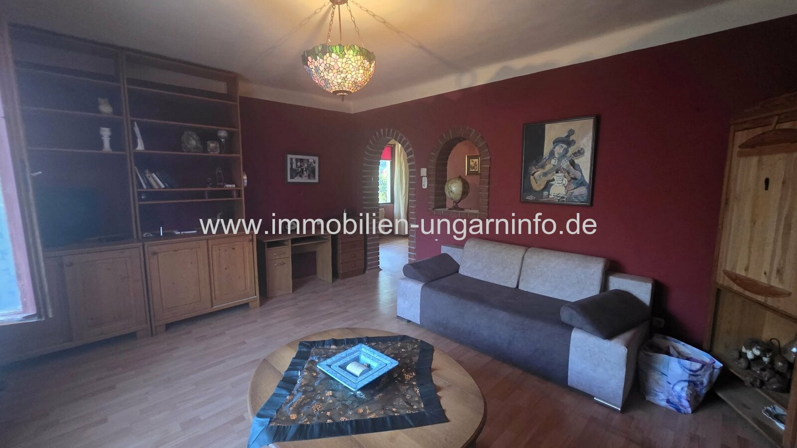 In Somogyzsitfa steht ein Einfamilienhaus im Landhausstil mit großem Grundstück zum Verkauf