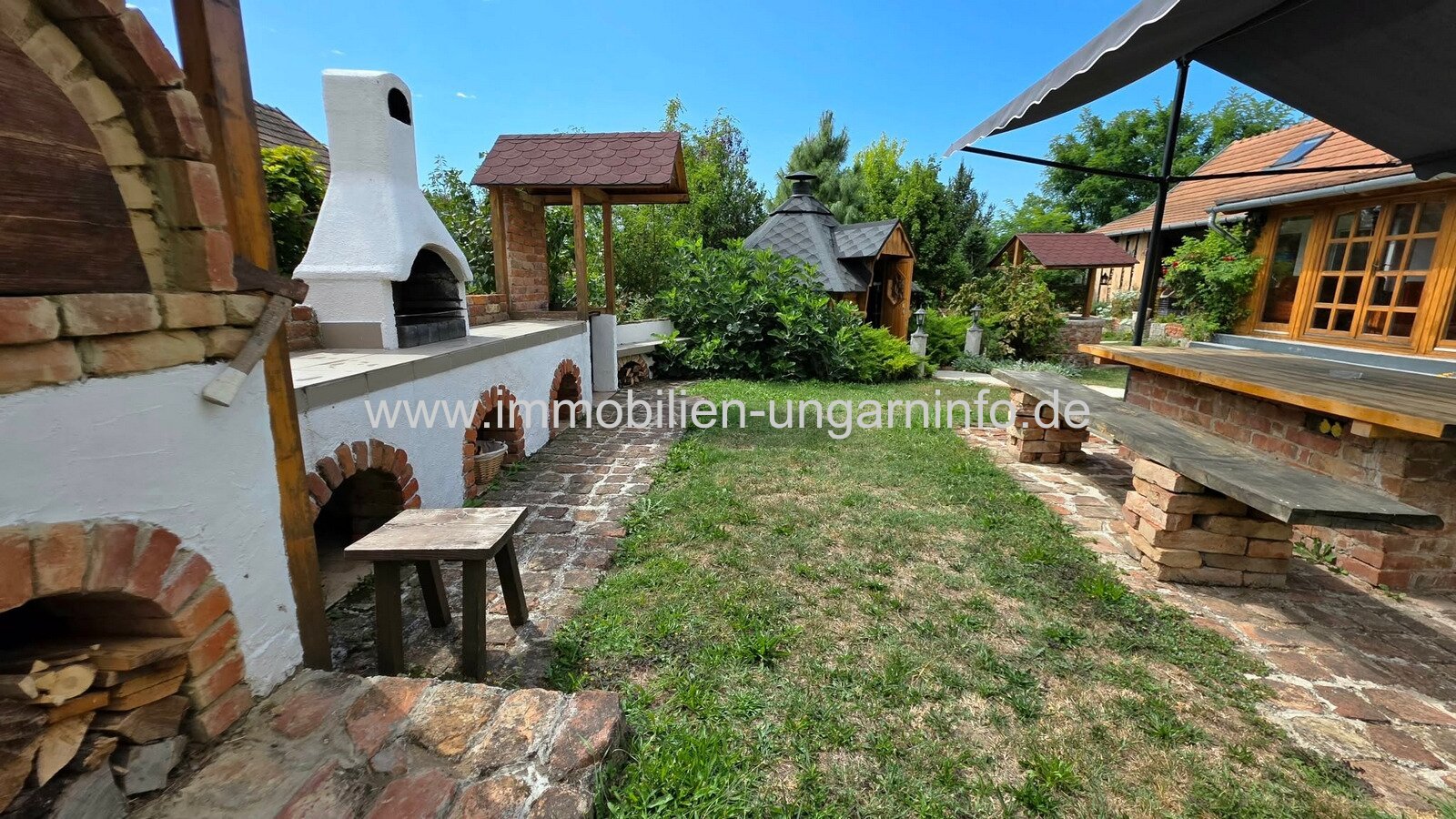 Einfamilienhaus mit 3 Apartments und Swimmingpool in Nikla zu verkaufen
