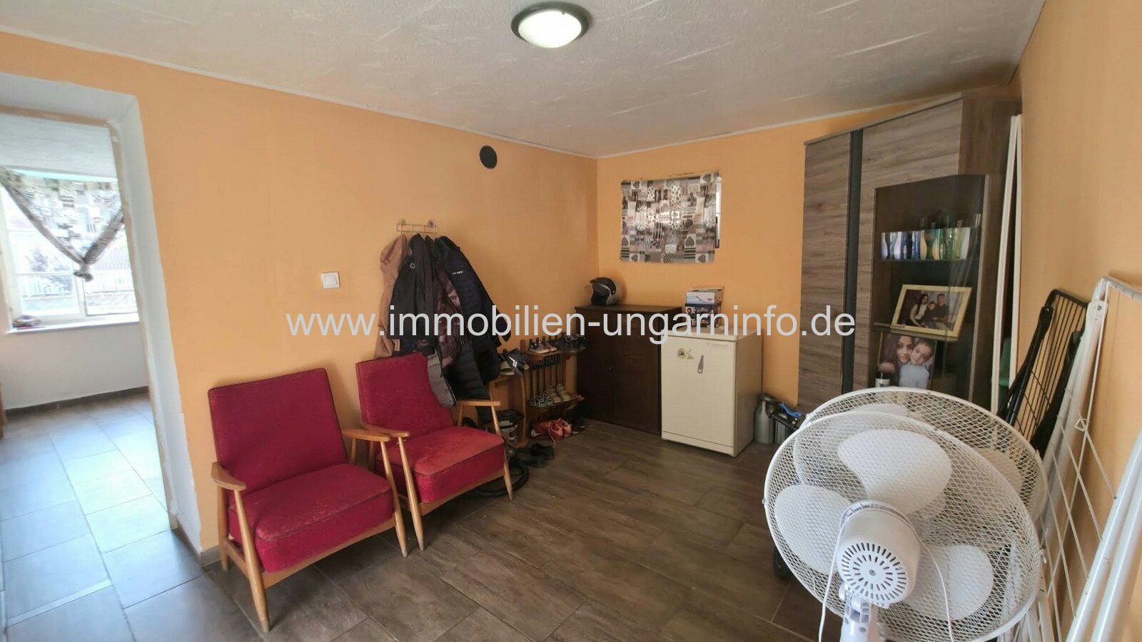 In Somogyszentpál steht ein teilweise renoviertes Einfamilienhaus mit großem Grundstück zum Verkauf