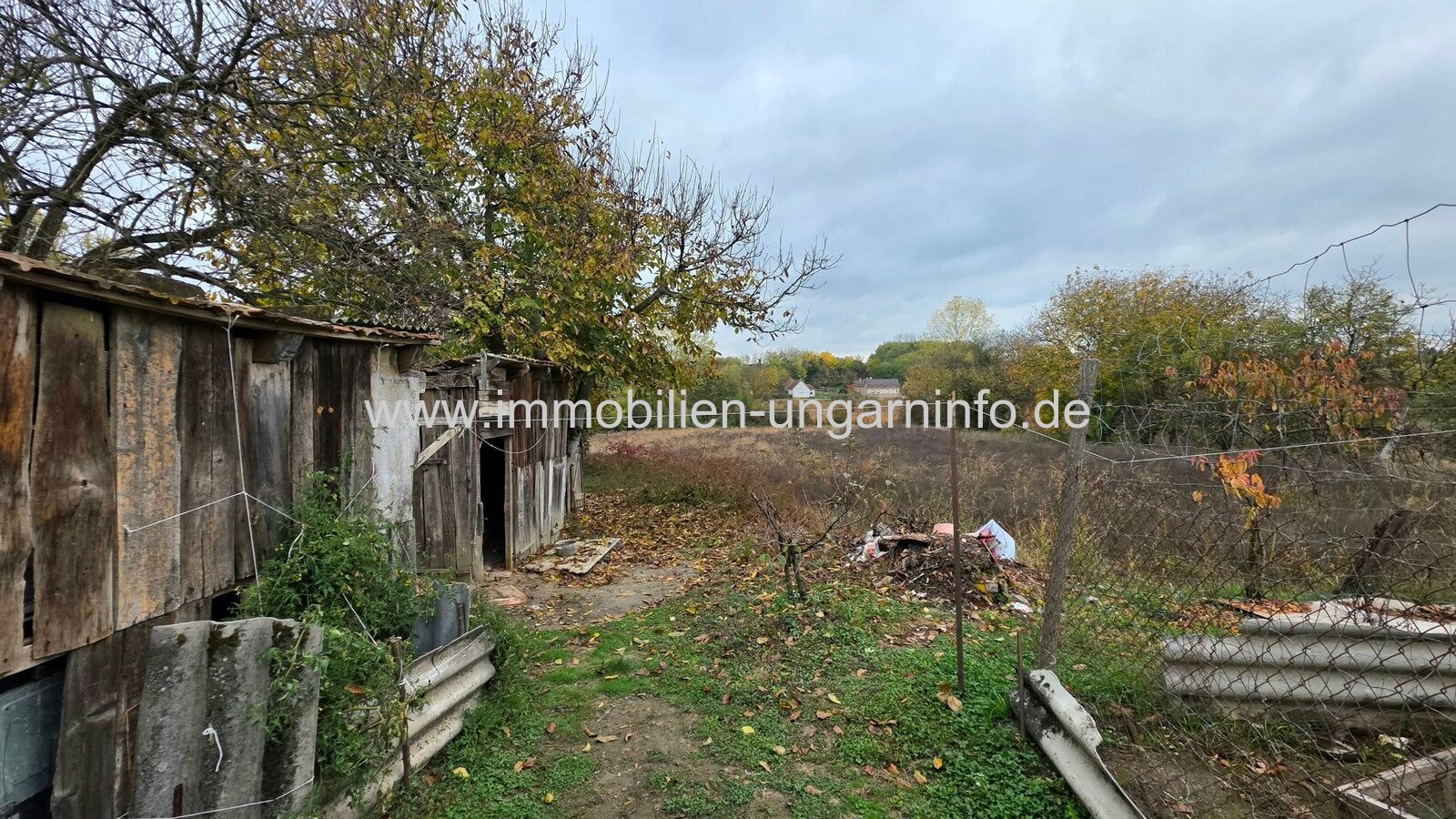 In Szenyér steht ein Einfamilienhaus in Ziegelbauweise zum Verkauf