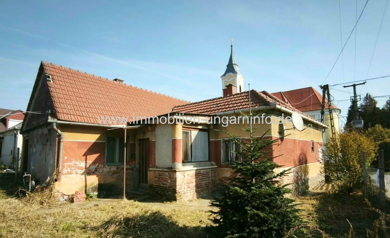 In der Nähe der kroatischen Grenze, in Zákányfalu, steht ein Einfamilienhaus zum Verkauf