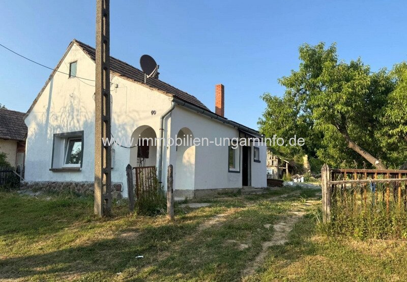 Somogy Vármegye: Wohnhaus mit großem Grundstück im Kreis Somogy, zum sofortigen Bezug  